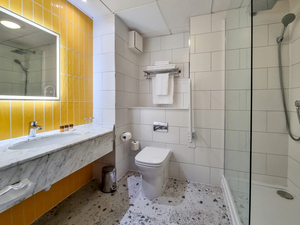 https://cedarcourthotels.co.uk/wp-content/uploads/2024/11/Cedar-Court-Harrogate-120933-1024x768.jpg