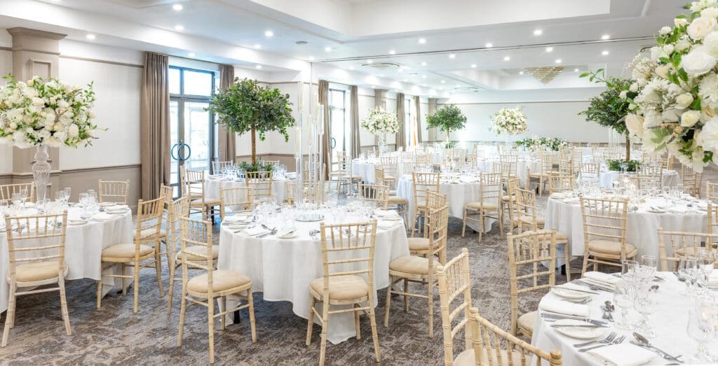Image of weddings at Cedar Court Braford in the Evergreen suite