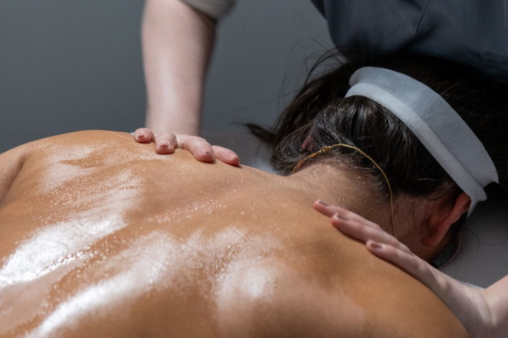 Image of back massage in Huddersfield with Ell Glow